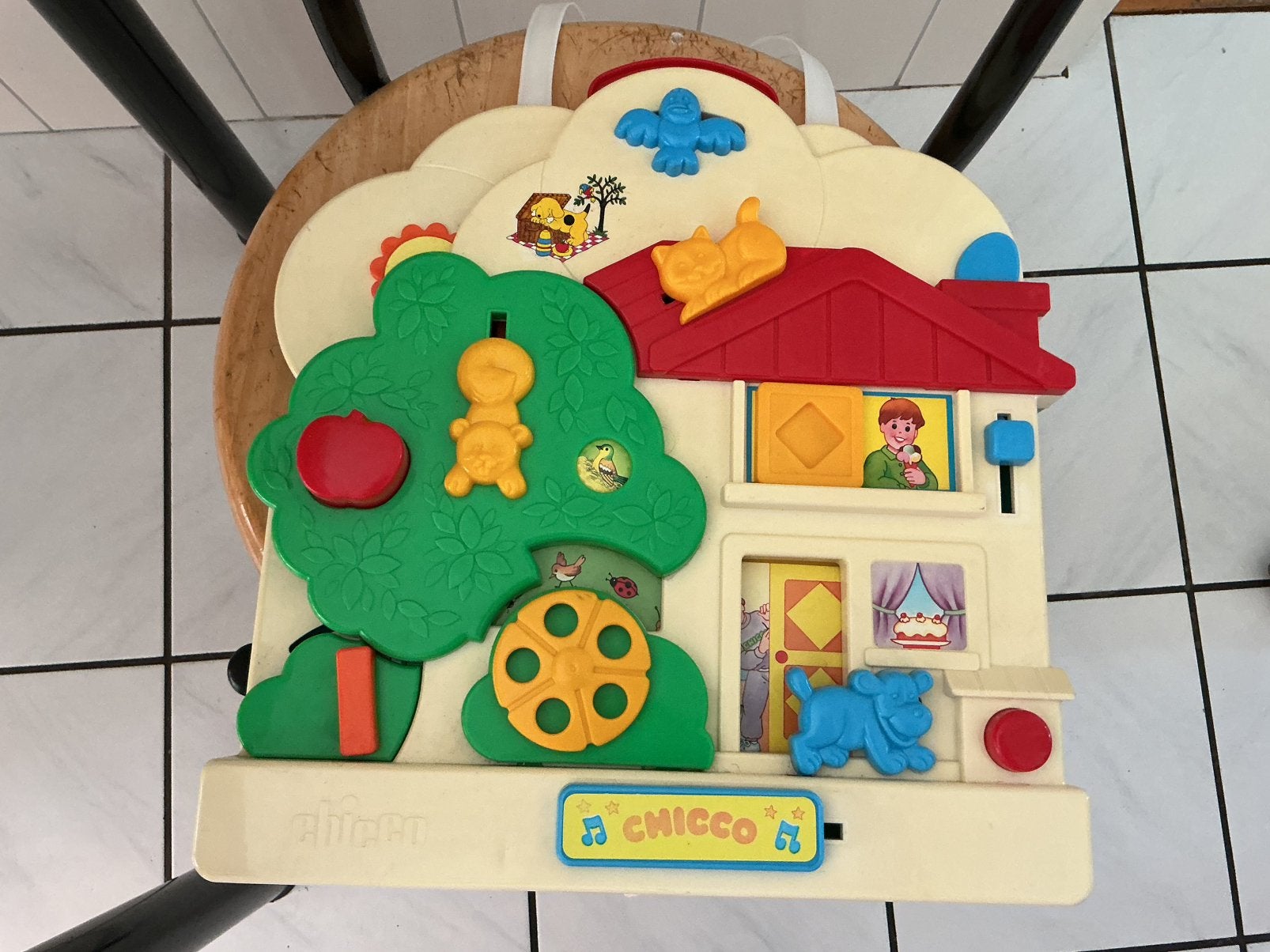 Chicco activitiecenter vd box met veel speel mogelijkheden., Ophalen of Verzenden, Zo goed als nieuw, Duw- of Trekspeelgoed