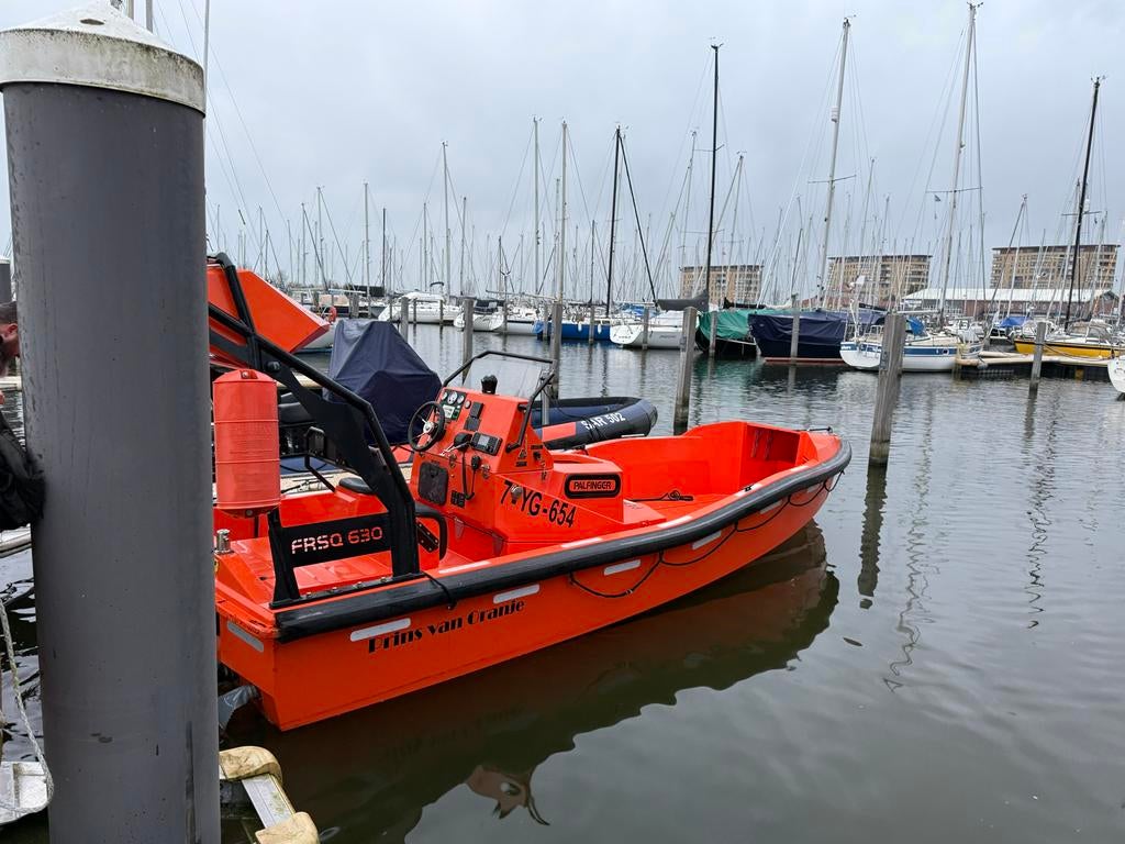 Palfinger FRSQ 630 G Jet Rescue Boat  65 draaiuren !, Watersport en Boten, Ophalen of Verzenden, Zo goed als nieuw