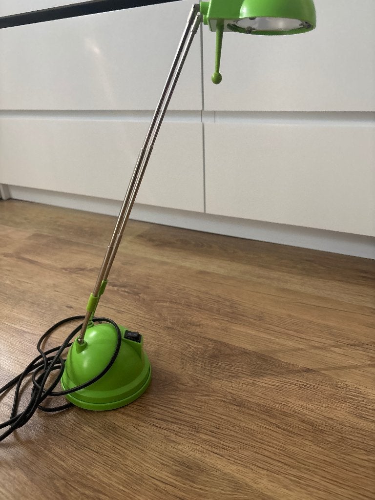 Groene bureaulamp - verstelbaar en compact, Ophalen, Bureaulamp, Groen, Met schakelaar
