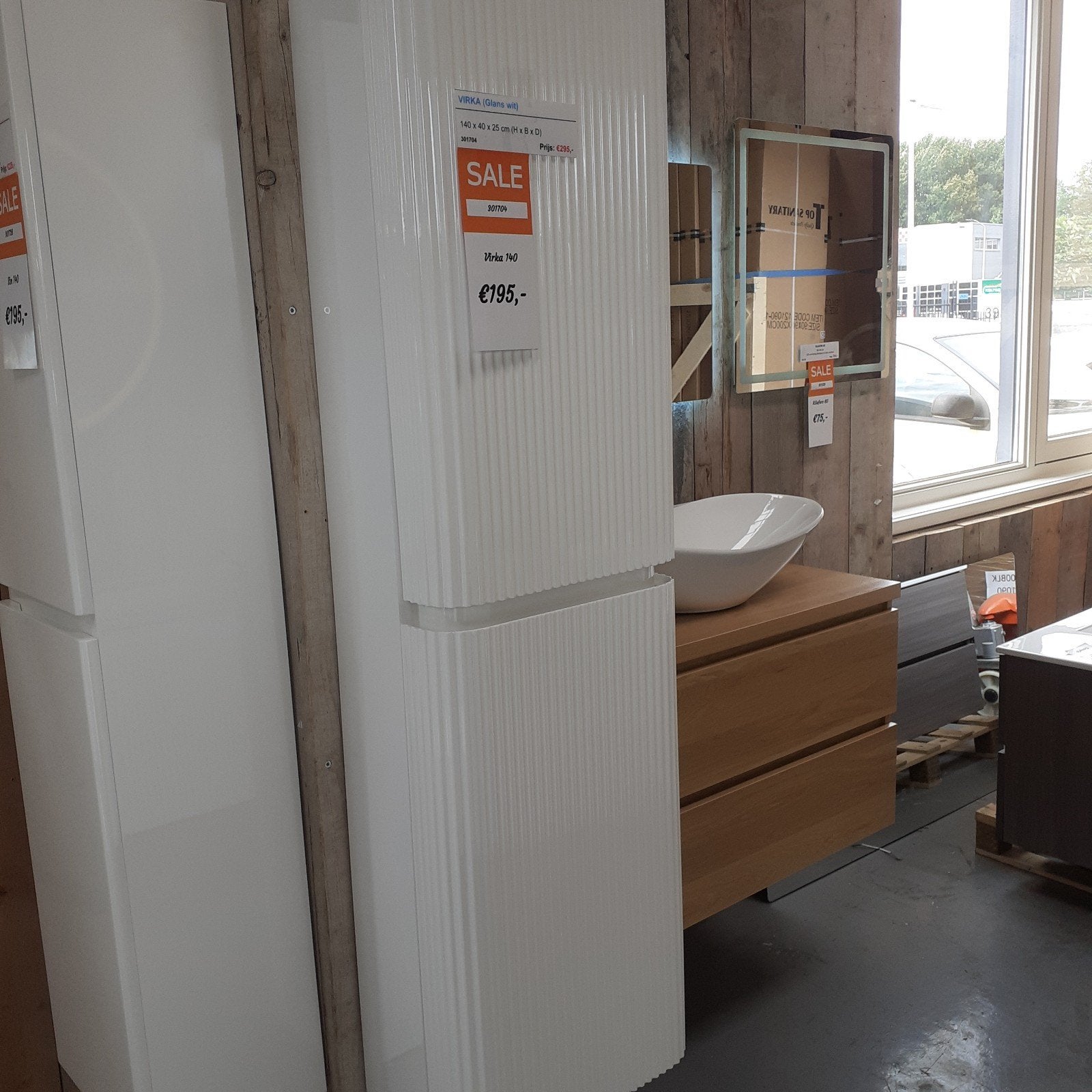 Kolomkast, glans wit, ribbels, modern, luxe stijl, Virka 140, Ophalen of Verzenden, Nieuw