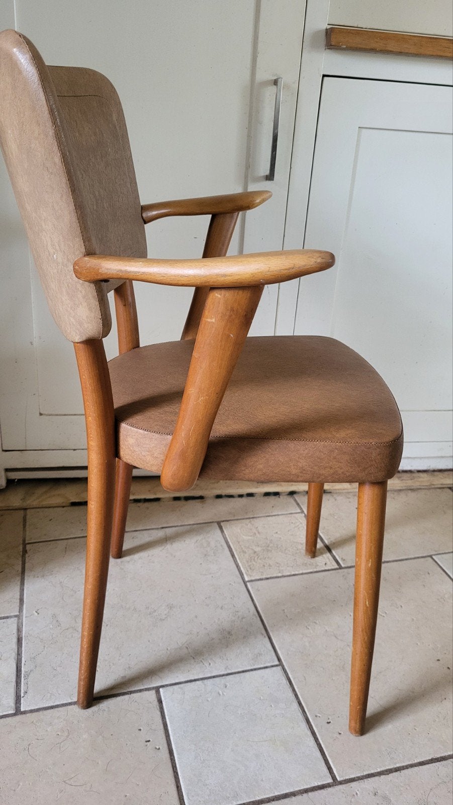vintage Stevens stoel jaren zestig nette staat verkernd.

bi, Ophalen, Eén