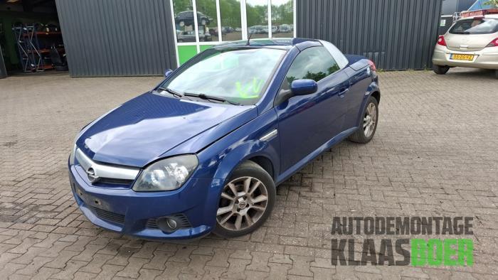 Motorkap van een Opel Tigra (4CU), Gebruikt, -, -, Opel