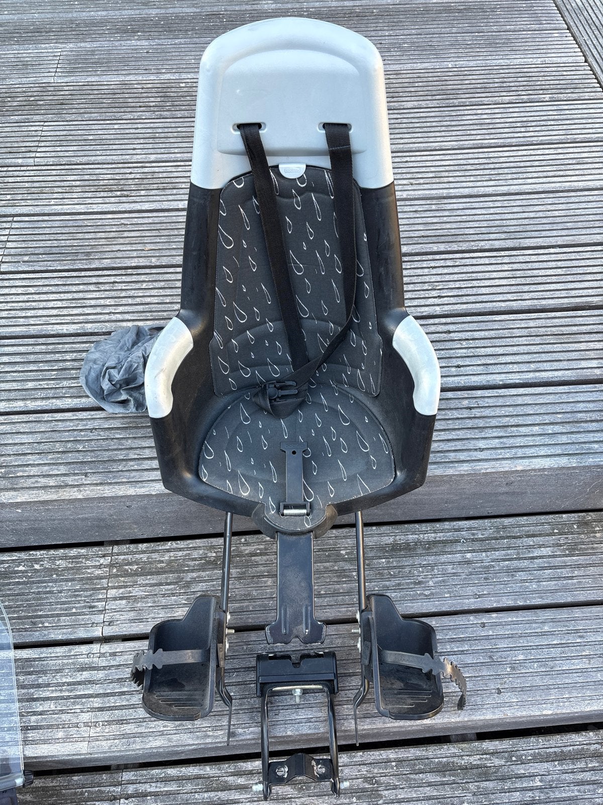 Bobike fietsstoel Maxi+ met beugel en regenhoes, Ophalen, Achterzitje, 9 t/m 18 kg, Gebruikt