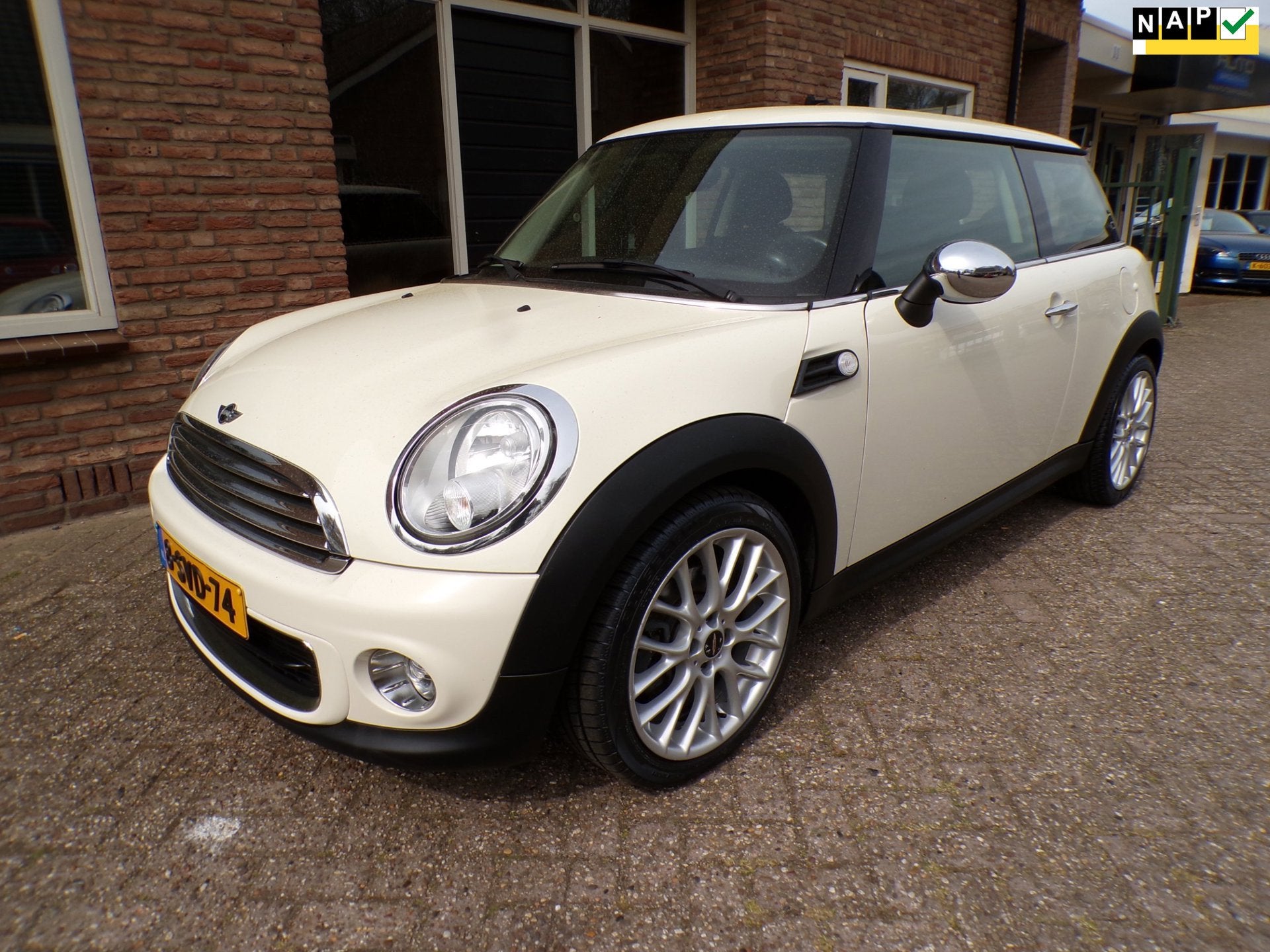 Mini Mini 1.6 Cooper D Pepper, Auto's, Mini, Voorwielaandrijving, Dealer onderhouden, Gebruikt, 4 cilinders