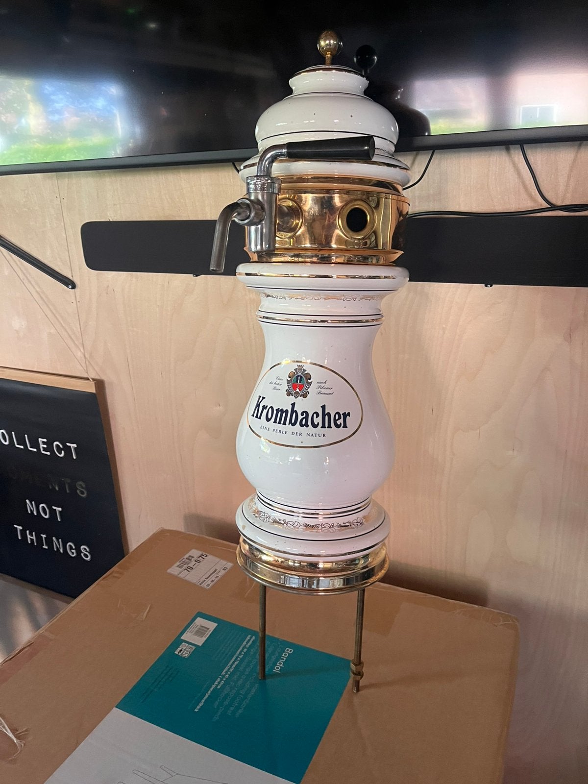 Krombacher tap, Ophalen of Verzenden, Zo goed als nieuw, Glas of Glazen, Overige merken