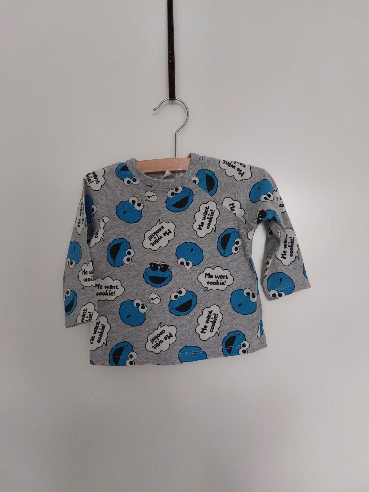 Sesamstraat koekkiemonster longsleeve mt 68 z.g.a.n., Ophalen of Verzenden, Zo goed als nieuw, Shirtje of Longsleeve