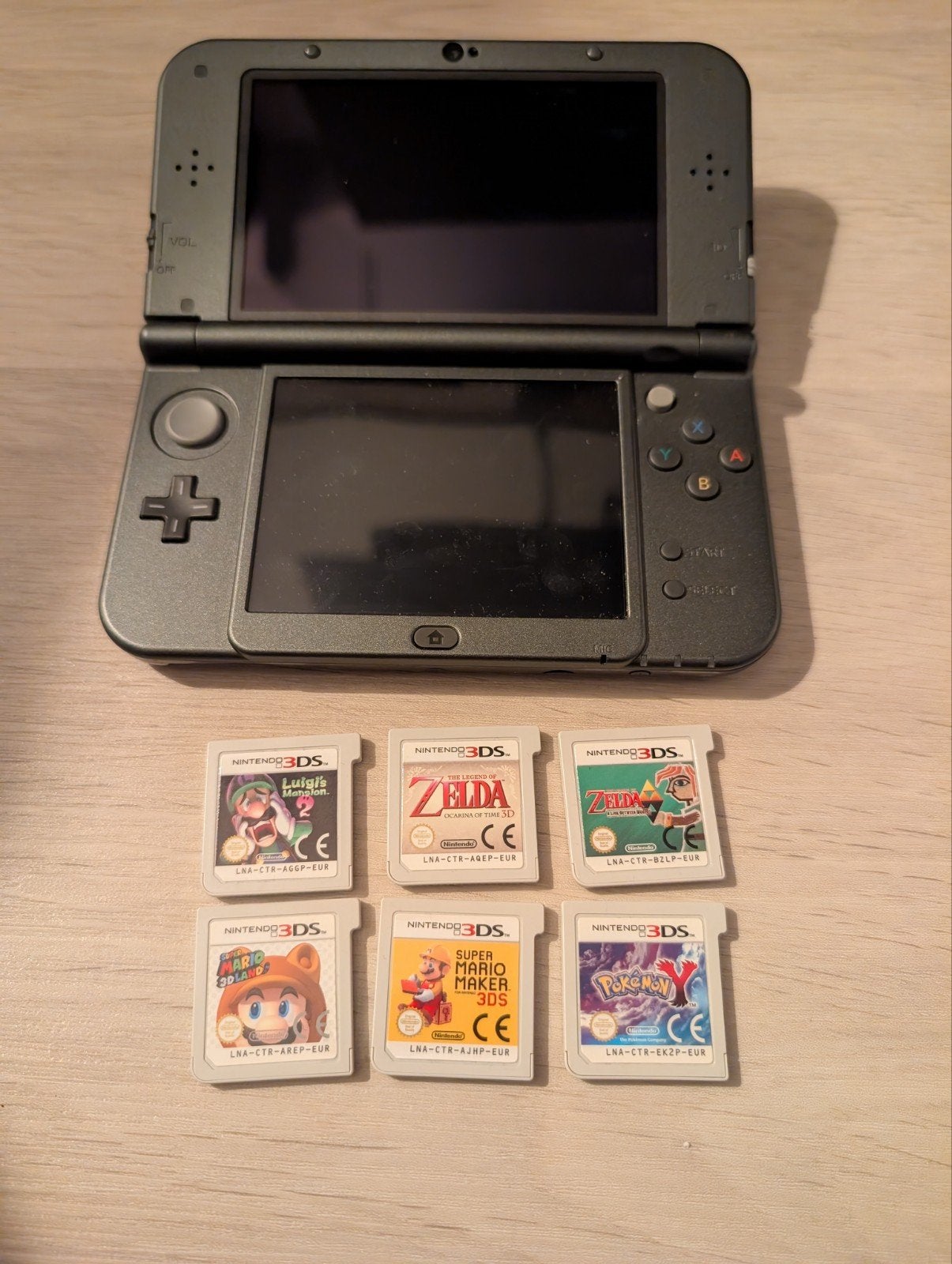 Nintendo 3DS XL met 6 topgames - Zo goed als nieuw!, Spelcomputers en Games, Ophalen, Met games, Zwart, 3DS XL