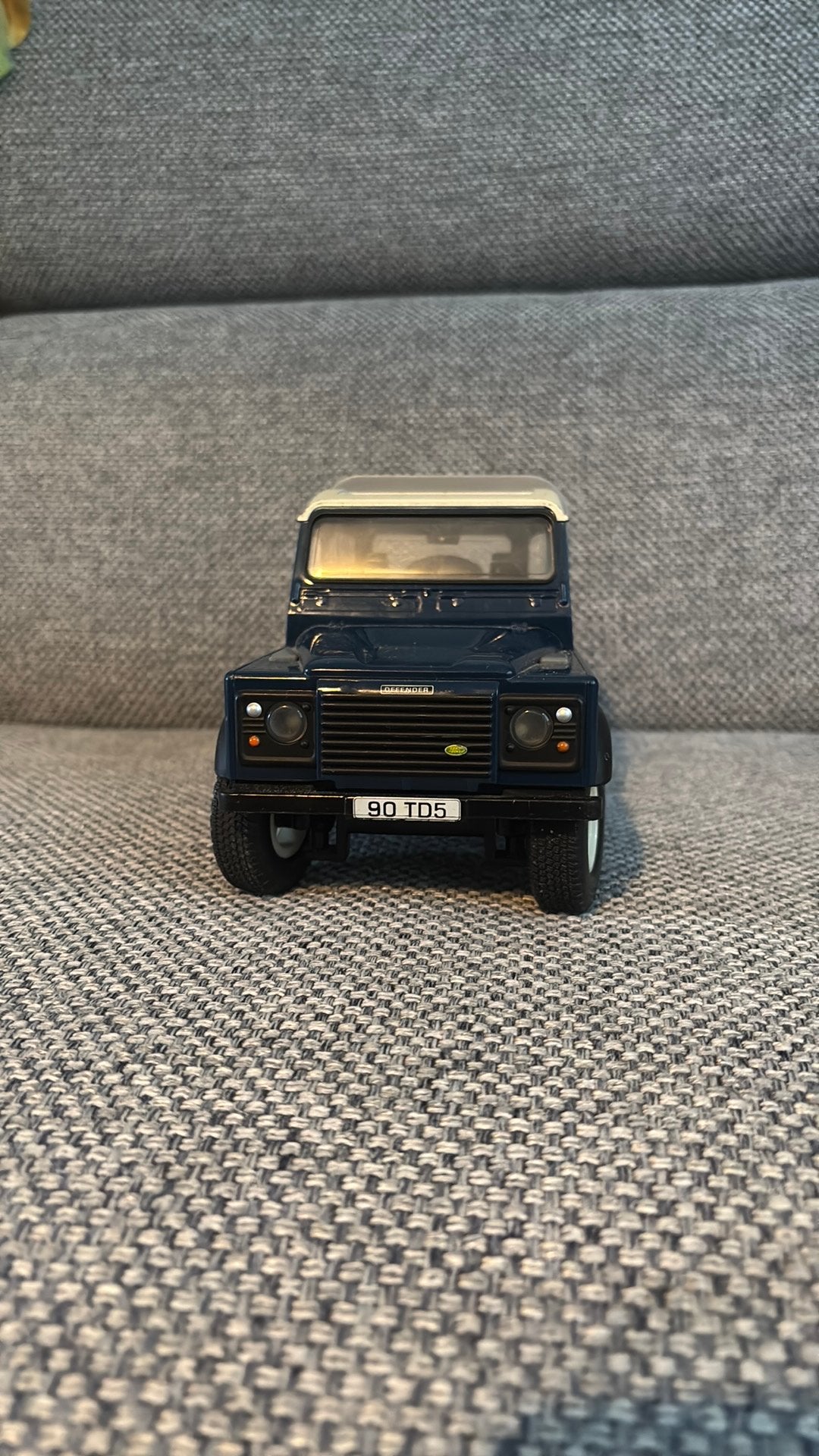 Britains Land Rover Defender 90 modelauto 1:32, Ophalen of Verzenden, Gebruikt