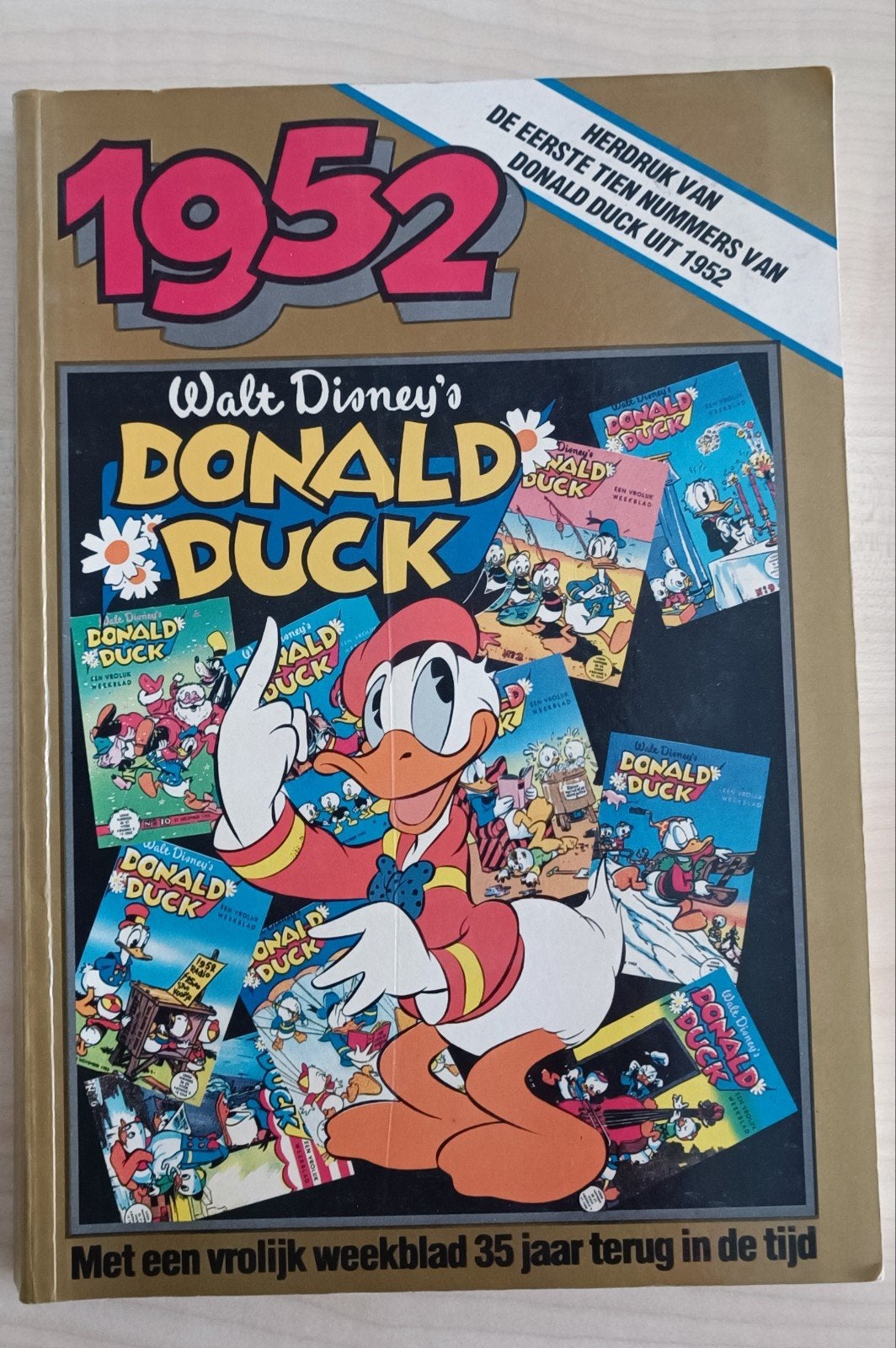 Donald Duck 1952 Herdruk Eerste Tien Nummers, Boeken, Meerdere stripboeken, Ophalen of Verzenden, Zo goed als nieuw, Walt Disney