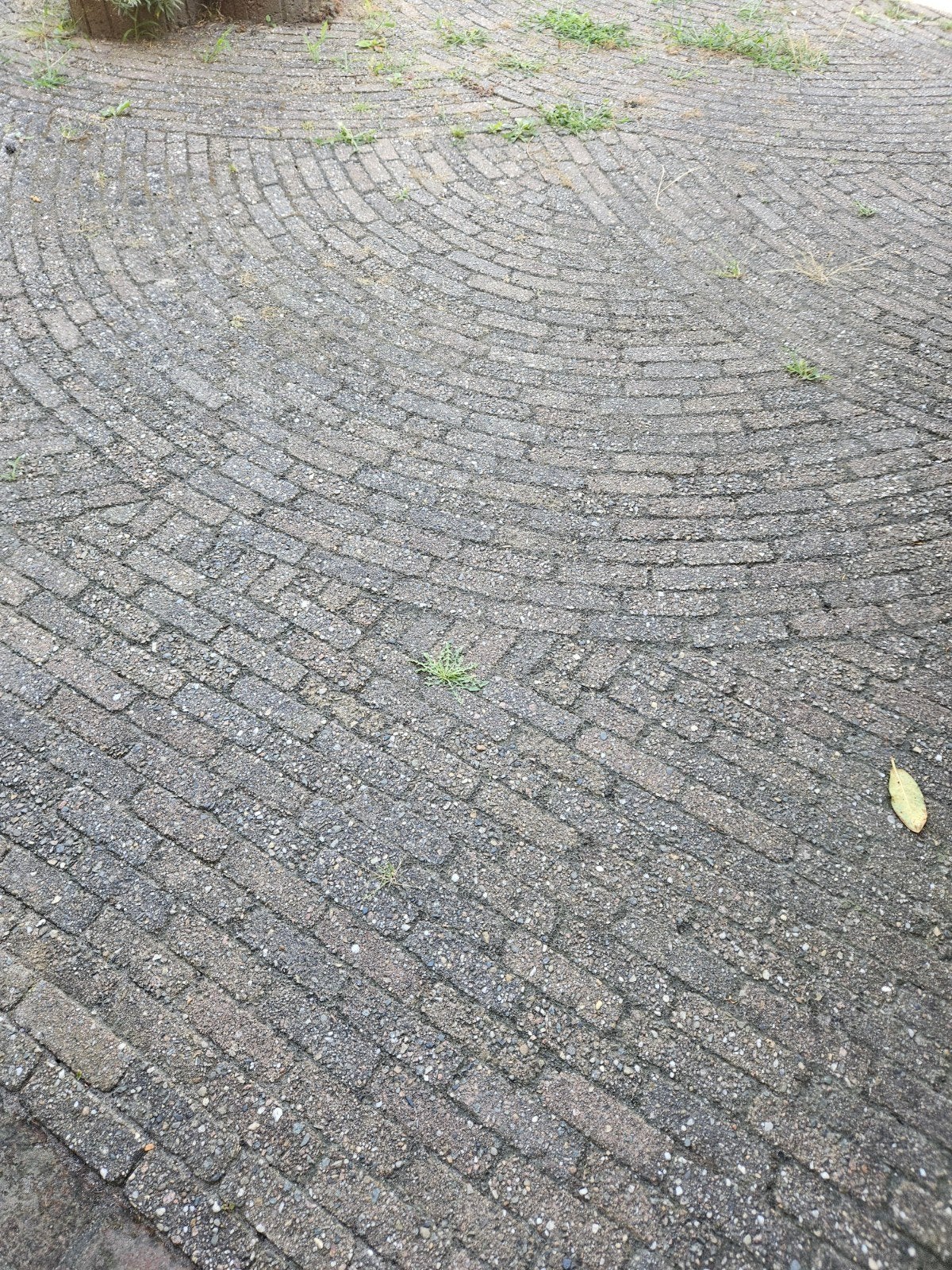 GRATIS AF TE HALEN: +- 23m² Betonklinkers Waaltjes, Ophalen, Gebruikt, Beton, Klinkers