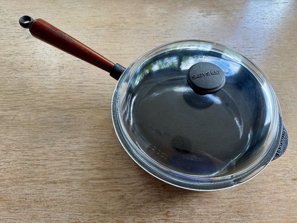 Toffe gietijzeren hapjespan + deksel van Skeppshult Ø 25 cm, Huis en Inrichting, Keuken | Potten en Pannen, Ophalen, Gietijzer