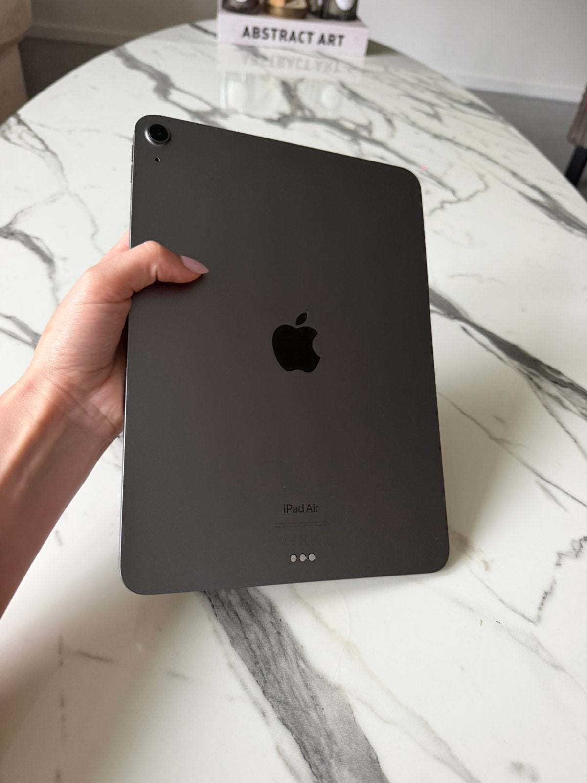 Ipad air 5e generatie, Computers en Software, Apple iPads, Apple iPad Air, Zo goed als nieuw, Grijs, 256 GB