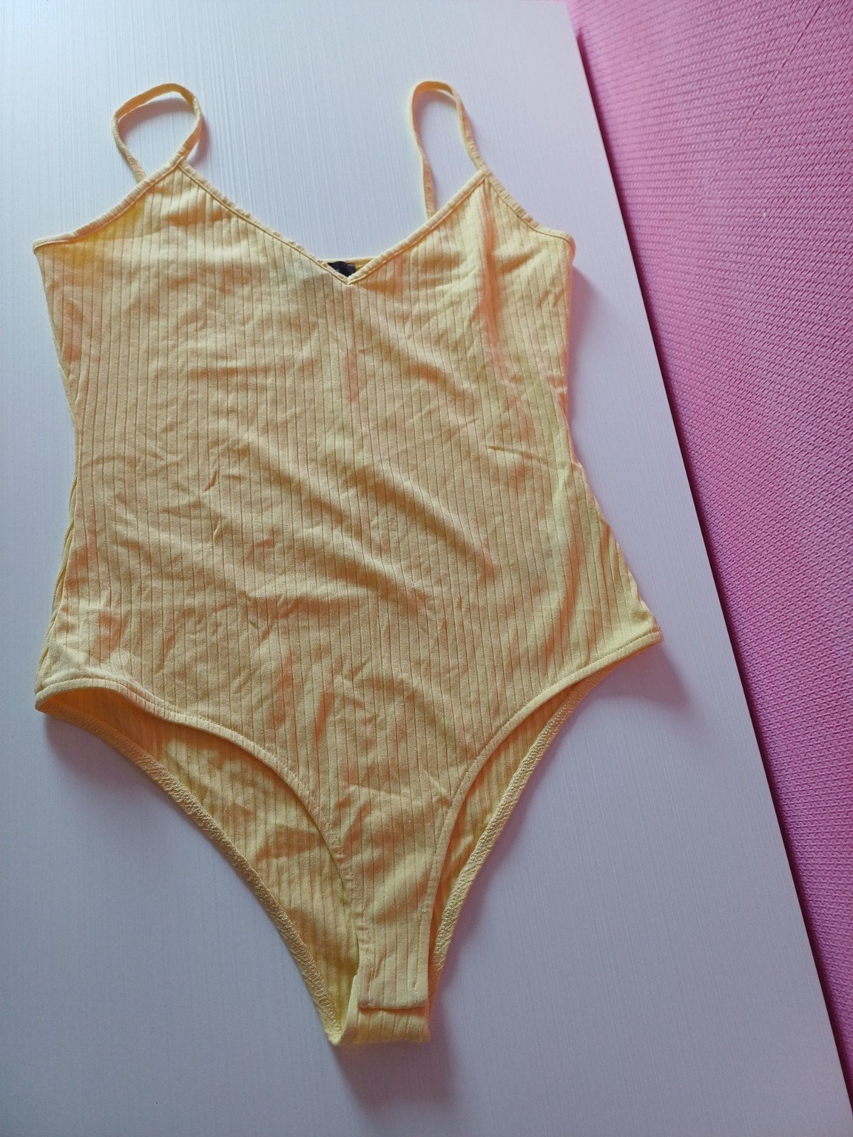 Bodystocking van Primark, maat EUR 38/40-S, Primark, Ophalen of Verzenden, Geel, Body of Korset