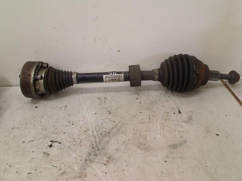 Aandrijfas Links Voor Volkswagen Golf VII (AUA) 5Q0407271BP, Auto-onderdelen, Gebruikt, Volkswagen, Volkswagen AG, Kundenbetreuung@volkswagen.de