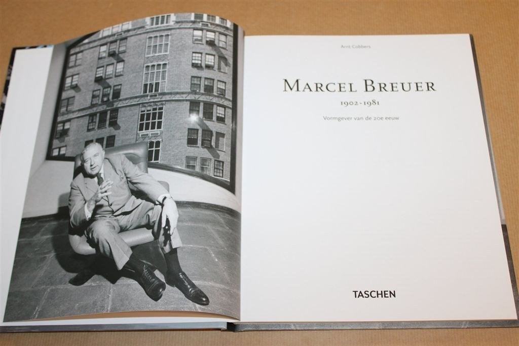 Breuer — Wereld Architecten Taschen, Bauhaus en Vormgeving, Ophalen of Verzenden, Zo goed als nieuw, Architecten