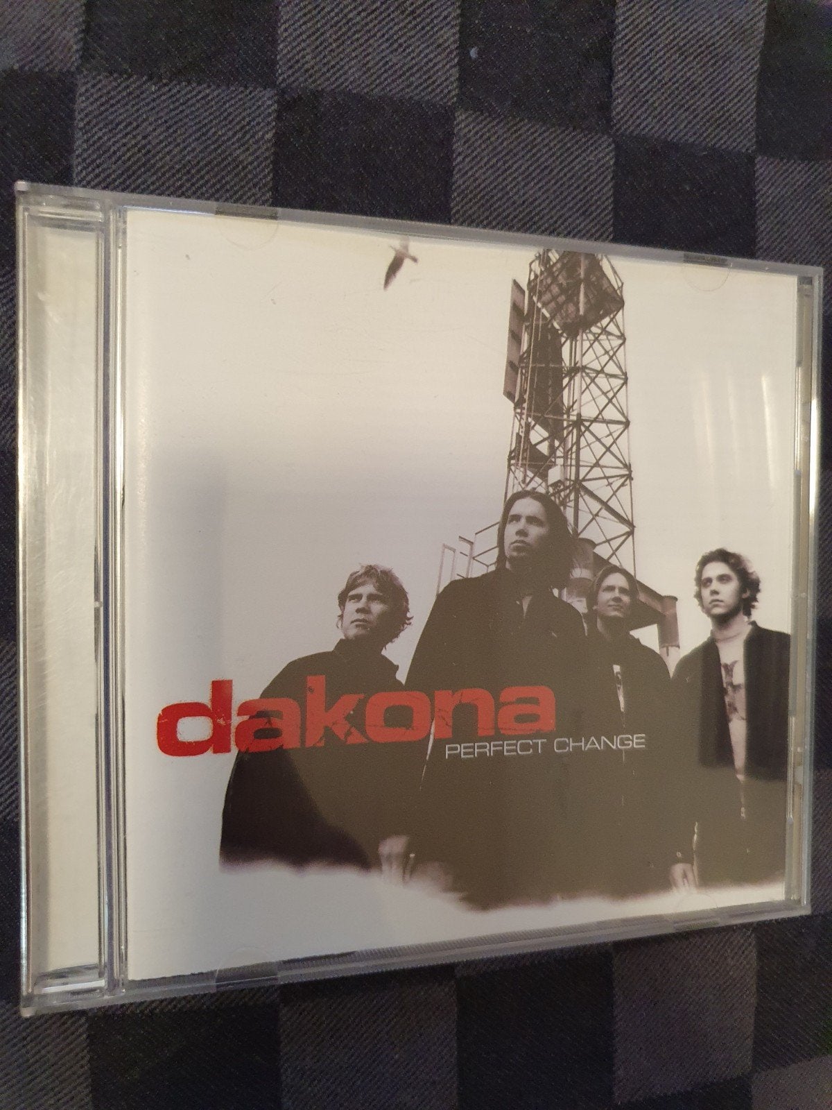 dakona perfect change (us), Verzenden, Gebruikt, Poprock
