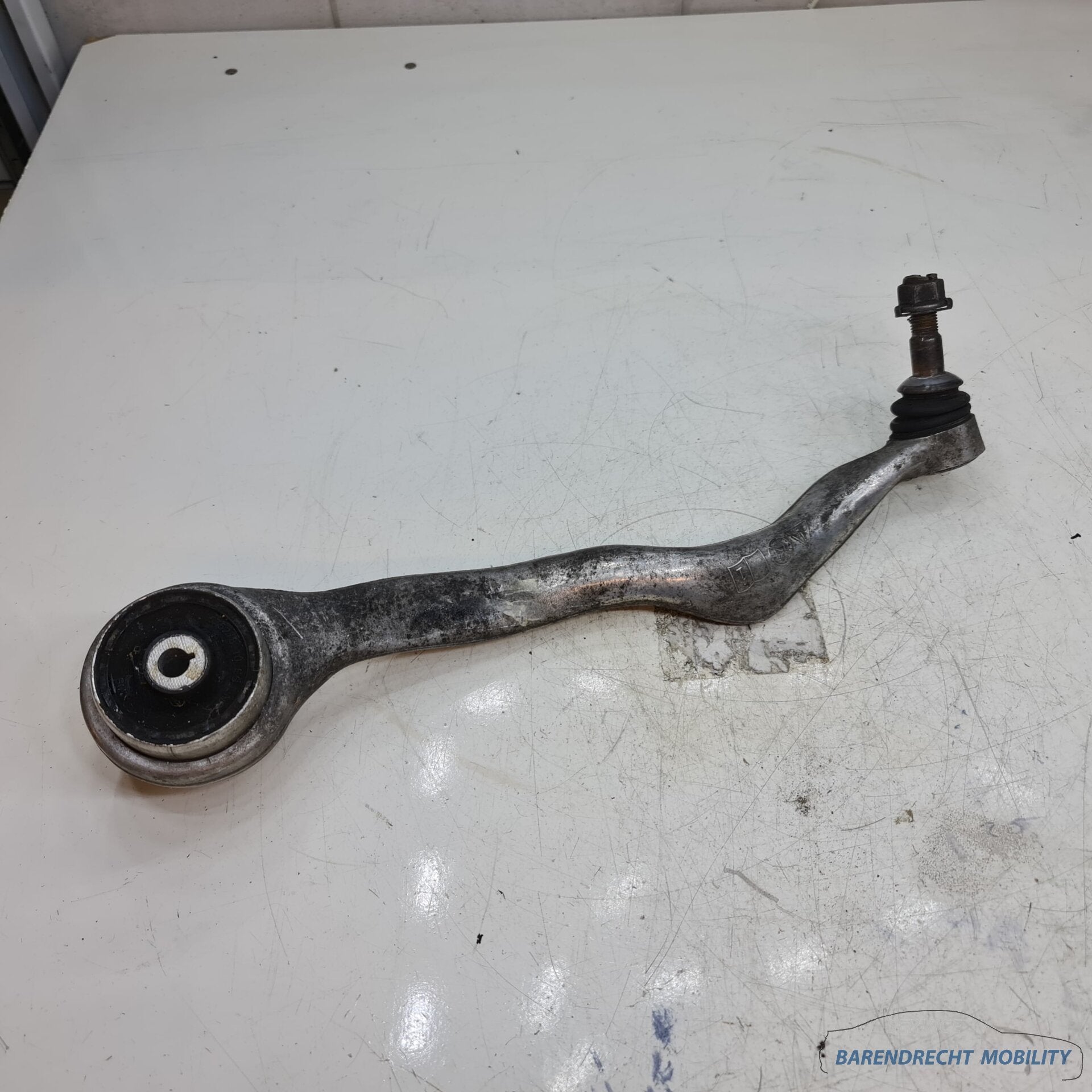 BMW 1 2 3 4 serie draagarm draag arm 685574301 rechts passag, Petuelring 130
80788  Munich, DE, Gebruikt, Info@bmw.de, Ophalen of Verzenden