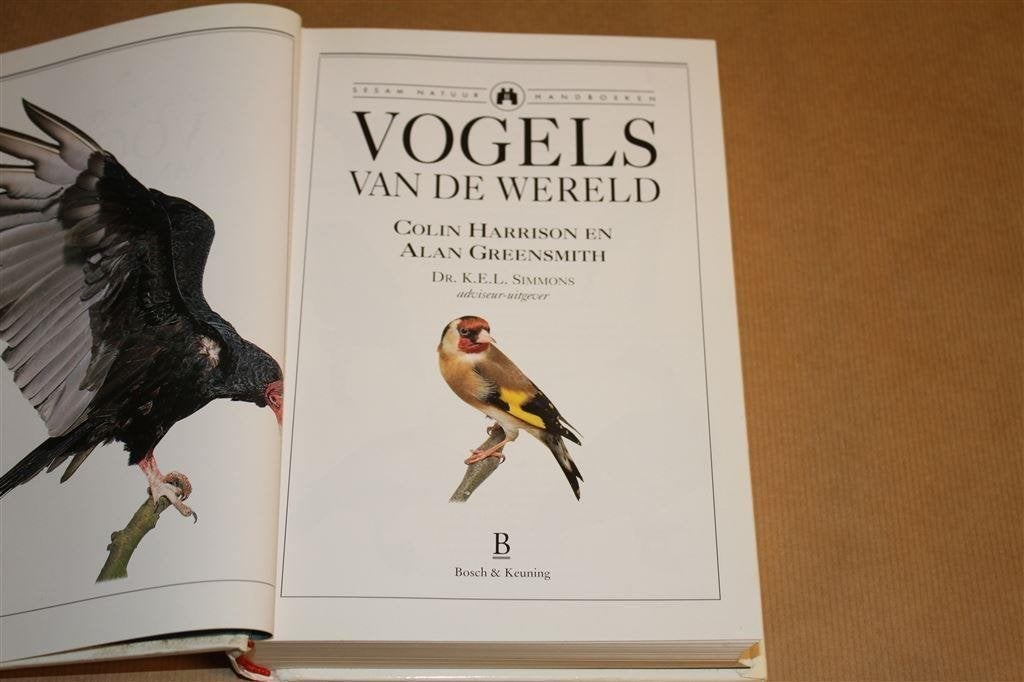 Wereldvogels. Gids voor 800+ vogelsoorten., Ophalen of Verzenden, Gelezen, Vogels