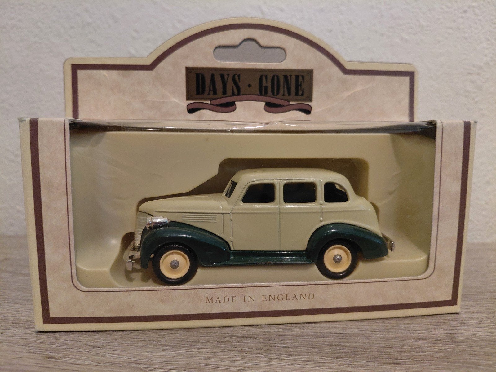 1939 Chevrolet Car Ivoor & Groen, Overige merken, 1:50 of kleiner, Auto, Verzenden