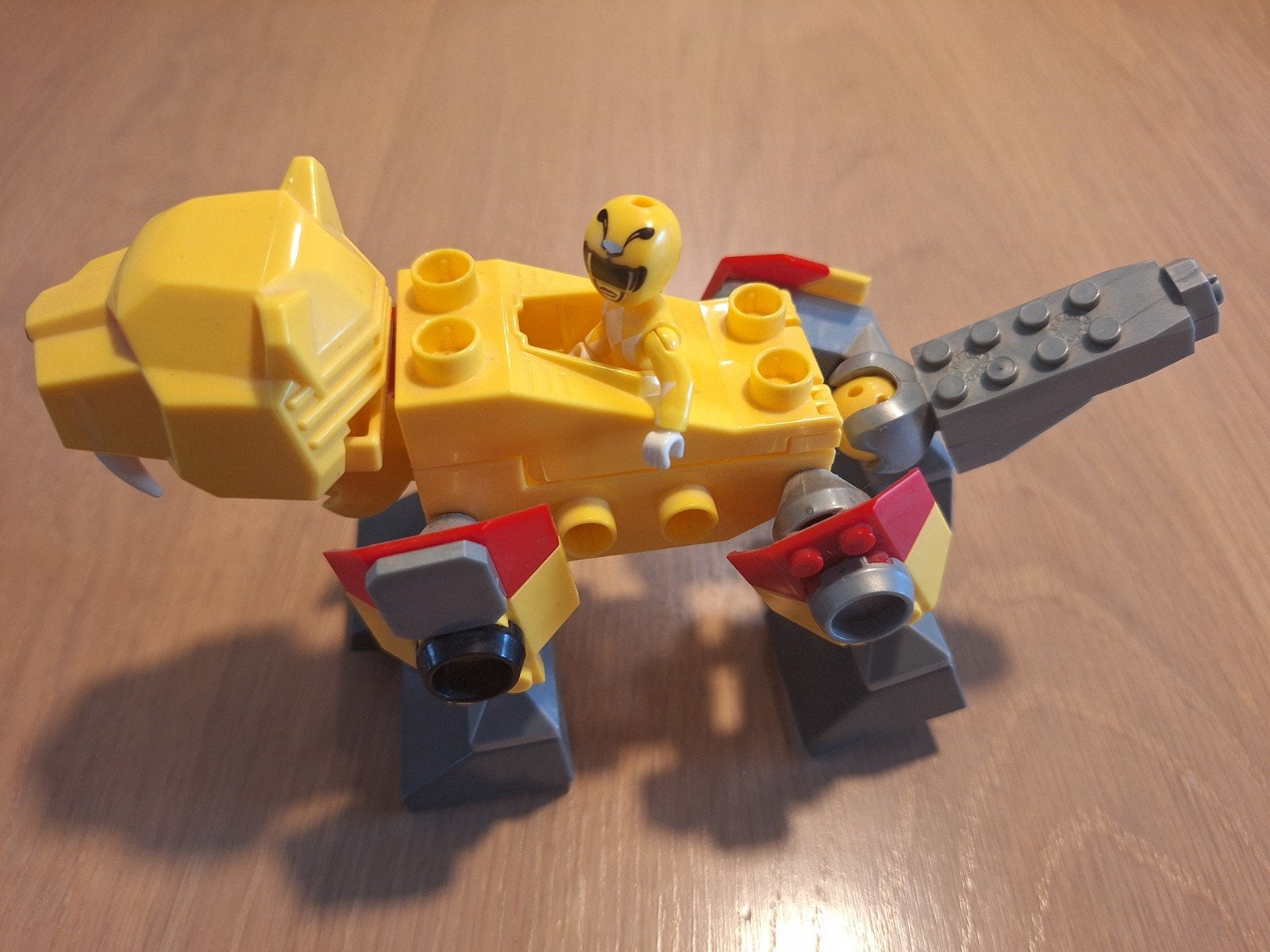 Mega Bloks Power Rangers Sabeltandtijger Duplo-stijl, Ophalen of Verzenden, Zo goed als nieuw