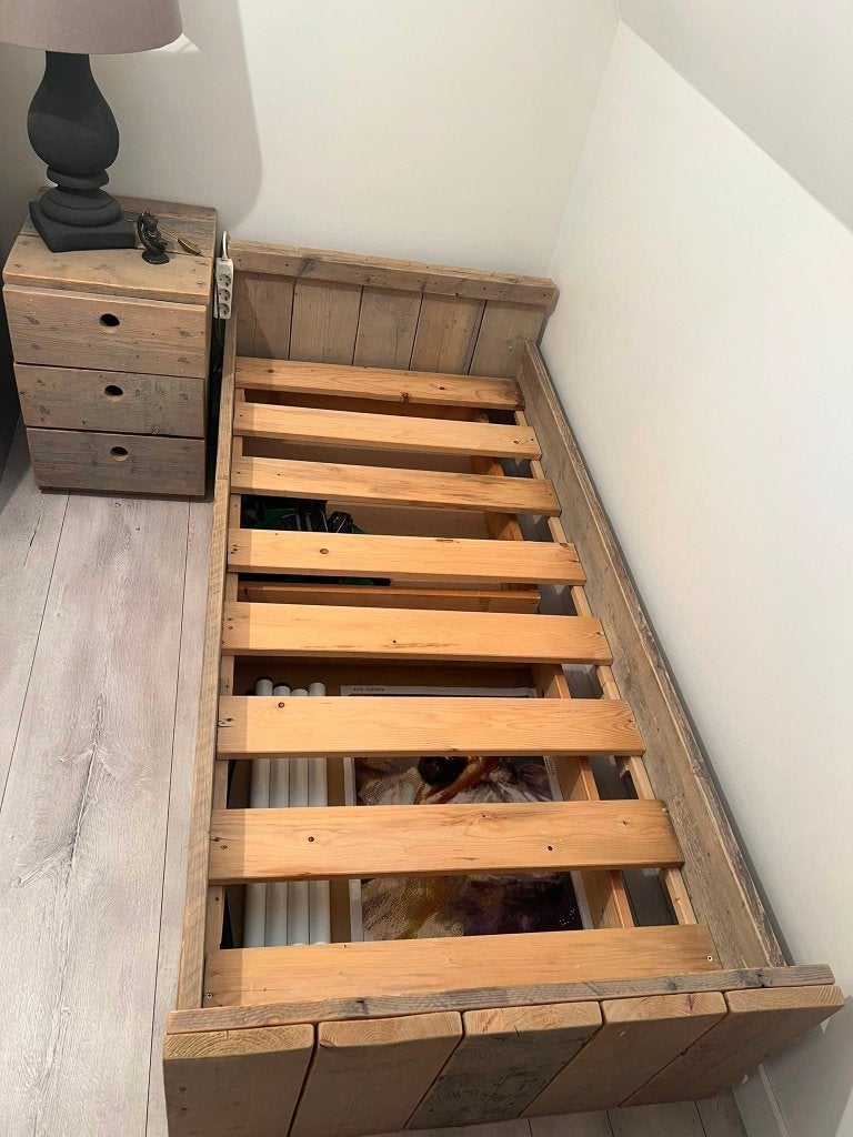 Steigerhouten slaapkamermeubels: bed, bureau en nachtkastje, Ophalen, Gebruikt, Eenpersoons, Steigerhout
