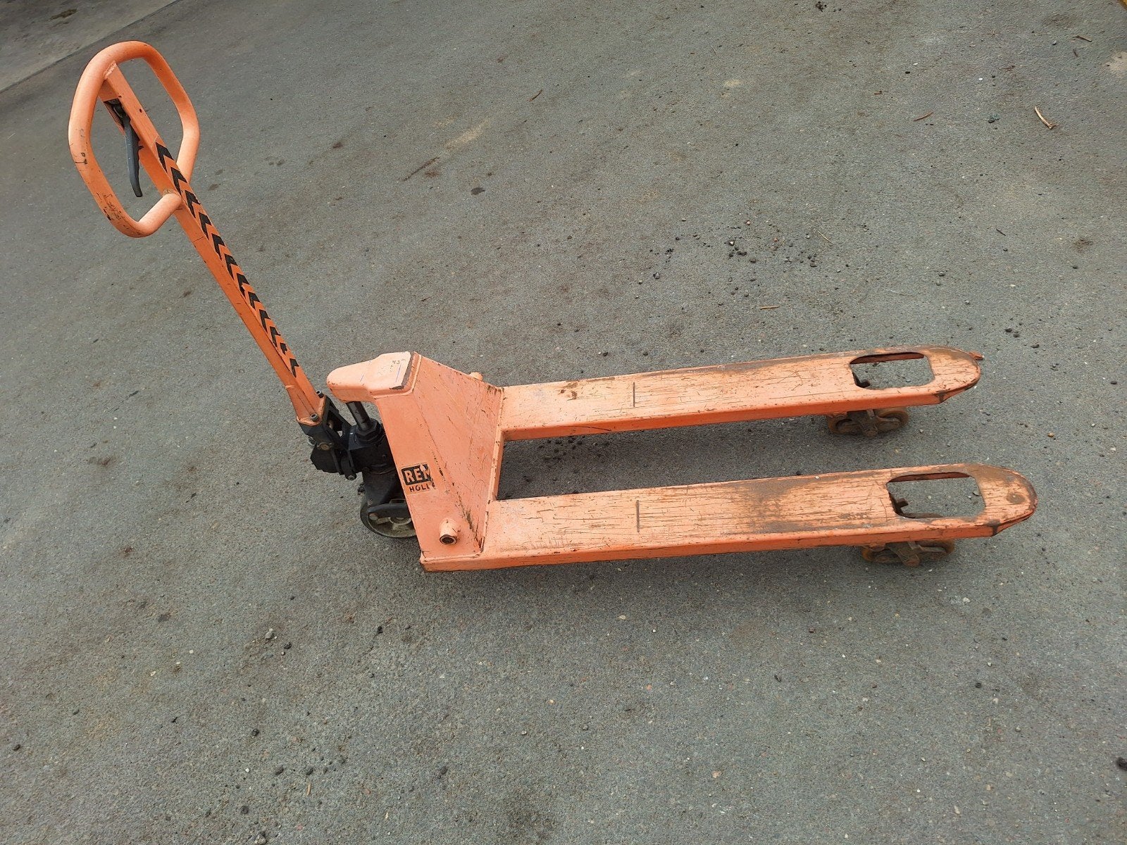 pompwagen rema 2500 kg, Ophalen, Gebruikt