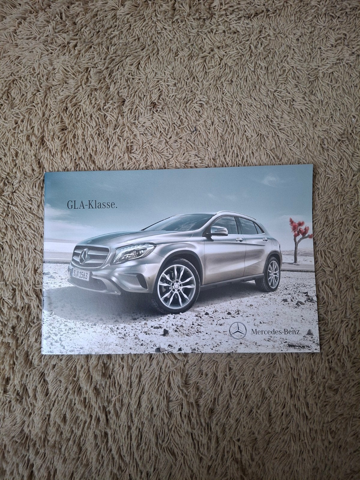 Autofolder Mercedes GLA, Boeken, Verzenden, Zo goed als nieuw, Mercedes