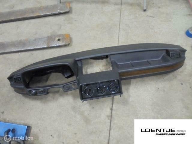 Vrij net dashboard BMW e12 535 530 528 525 520, Auto-onderdelen, Dashboard en Schakelaars, BMW, Gebruikt, Ophalen of Verzenden