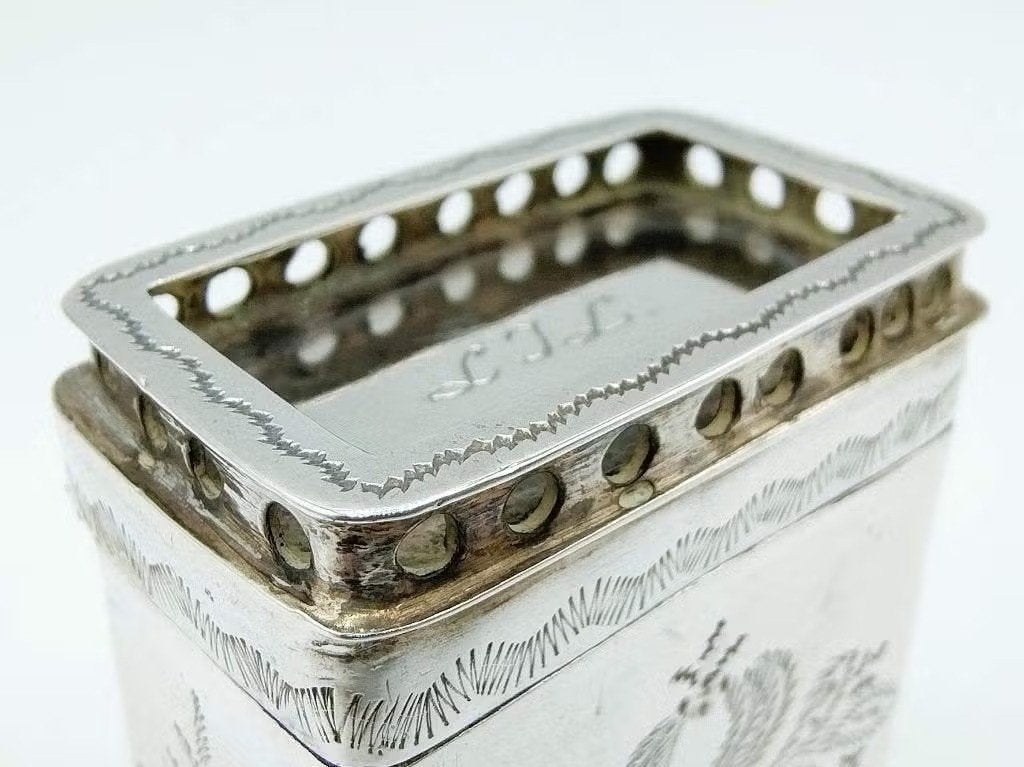 Zilveren lodereindoosje, P. Kuilenburg, Schoonhoven, 1837, Verzenden, Zilver