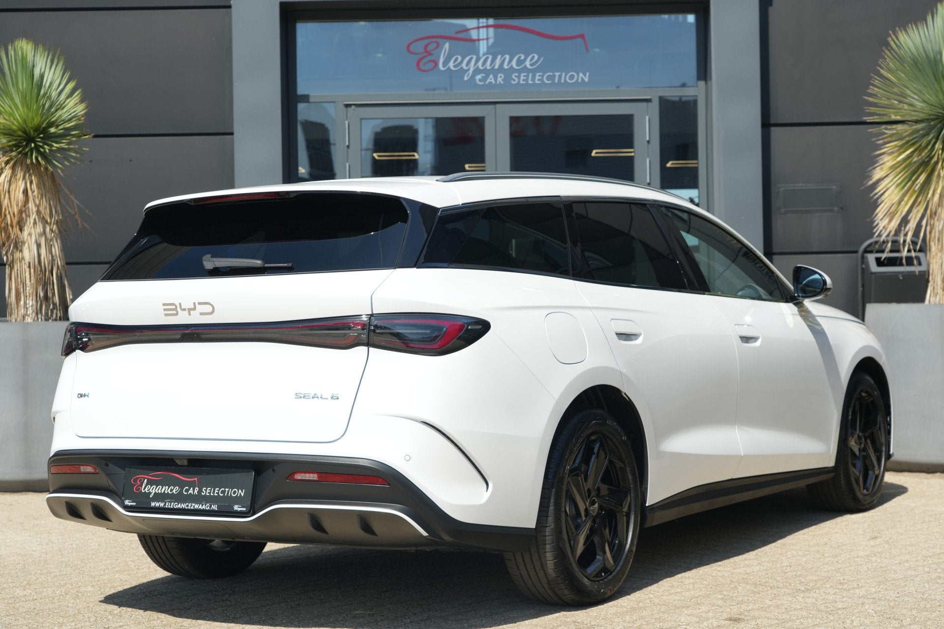 BYD SEAL 6 Touring 1.5 DM-i PHEV Comfort Lite 212pk Panorama, Auto's, 1780 kg, 750 kg, 4 cilinders, Automatische klimaatregeling