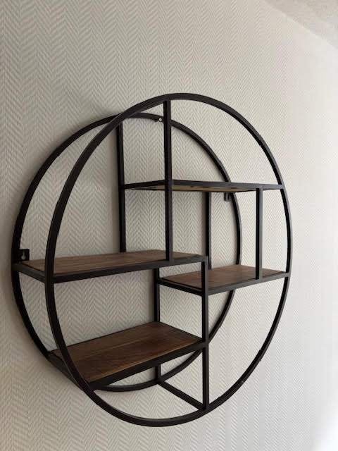Rond wandrek met houten planken - Industrieel design, Ophalen, Zo goed als nieuw