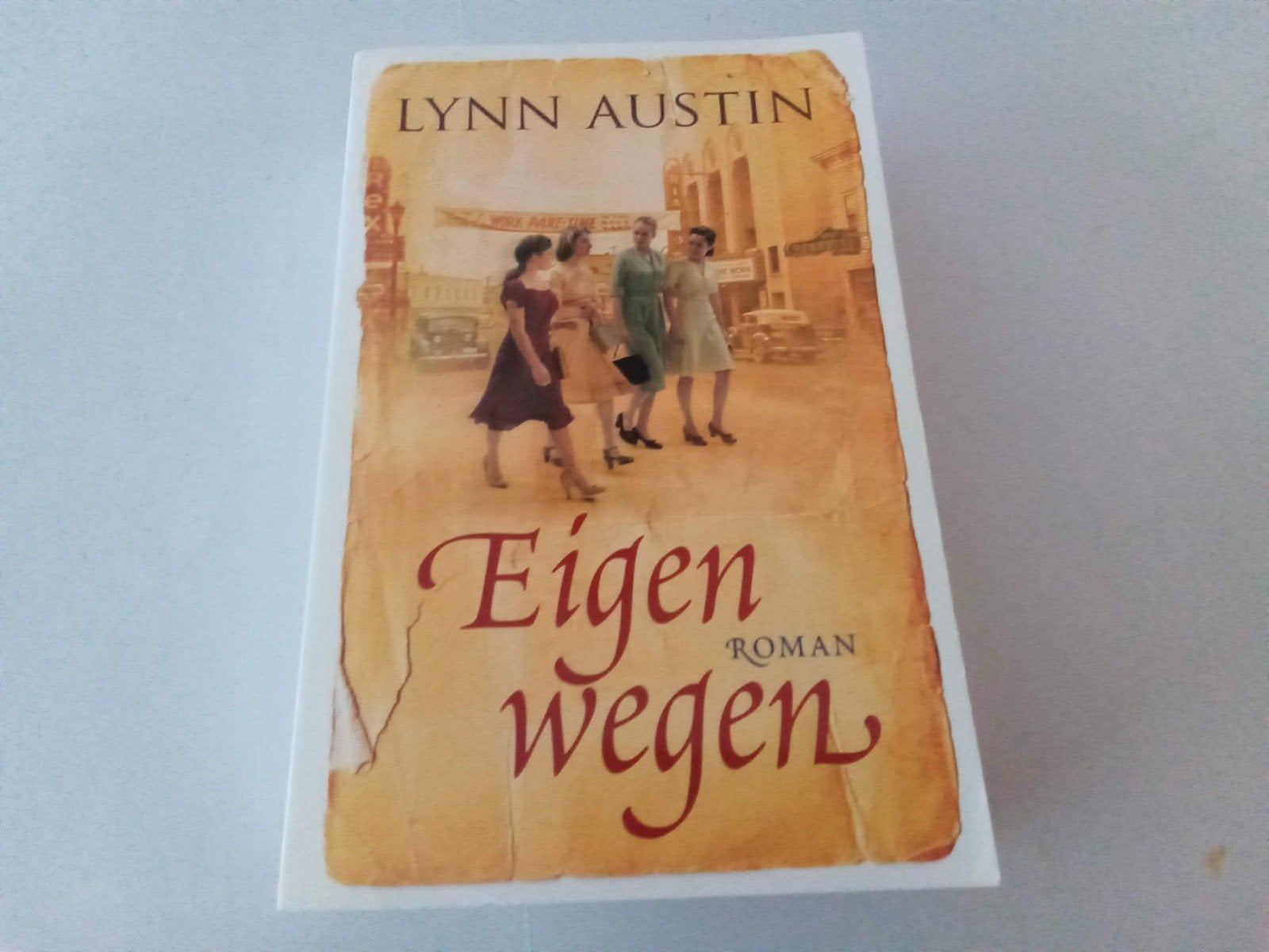 Eigen Wegen (Lynn Austin, Ophalen of Verzenden, Zo goed als nieuw