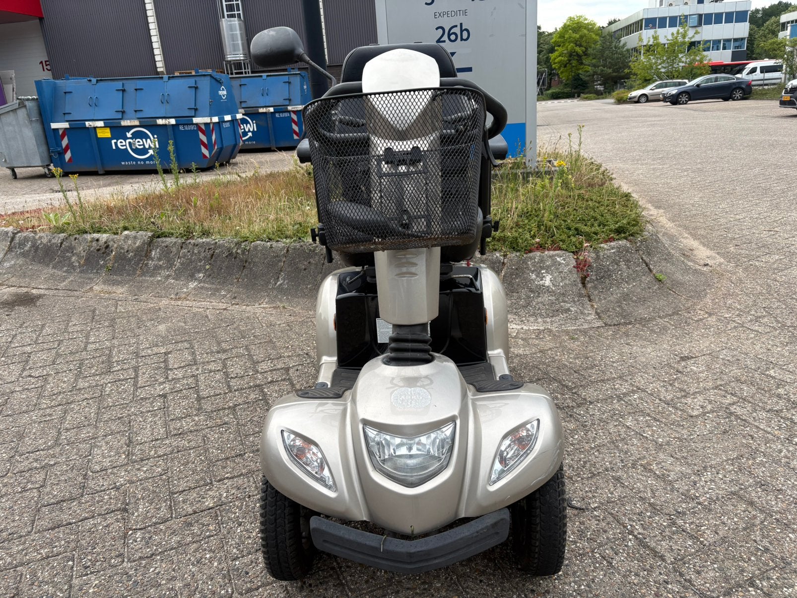 Vermeiren Carpo 4 / opknapper, Diversen, Rolstoelen, Vermeiren, Ophalen of Verzenden, Zo goed als nieuw, Elektrische rolstoel