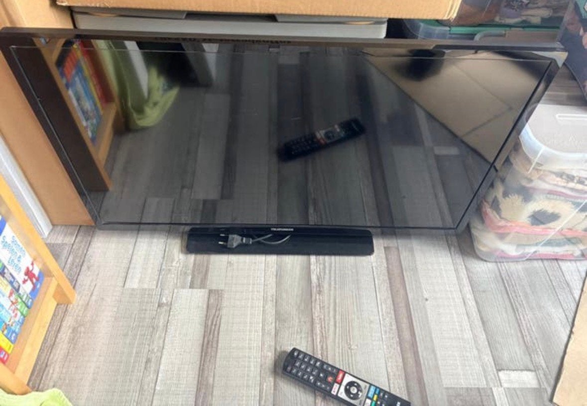Telefunken tv 28 inch., Gebruikt, 50 Hz, 60 tot 80 cm, Ophalen