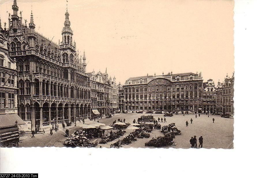 Ansichtkaart 	Brussel	Grote Markt	NO kant, Verzamelen, Verzenden, 1940 tot 1960, Gelopen, Brussel (Gewest)