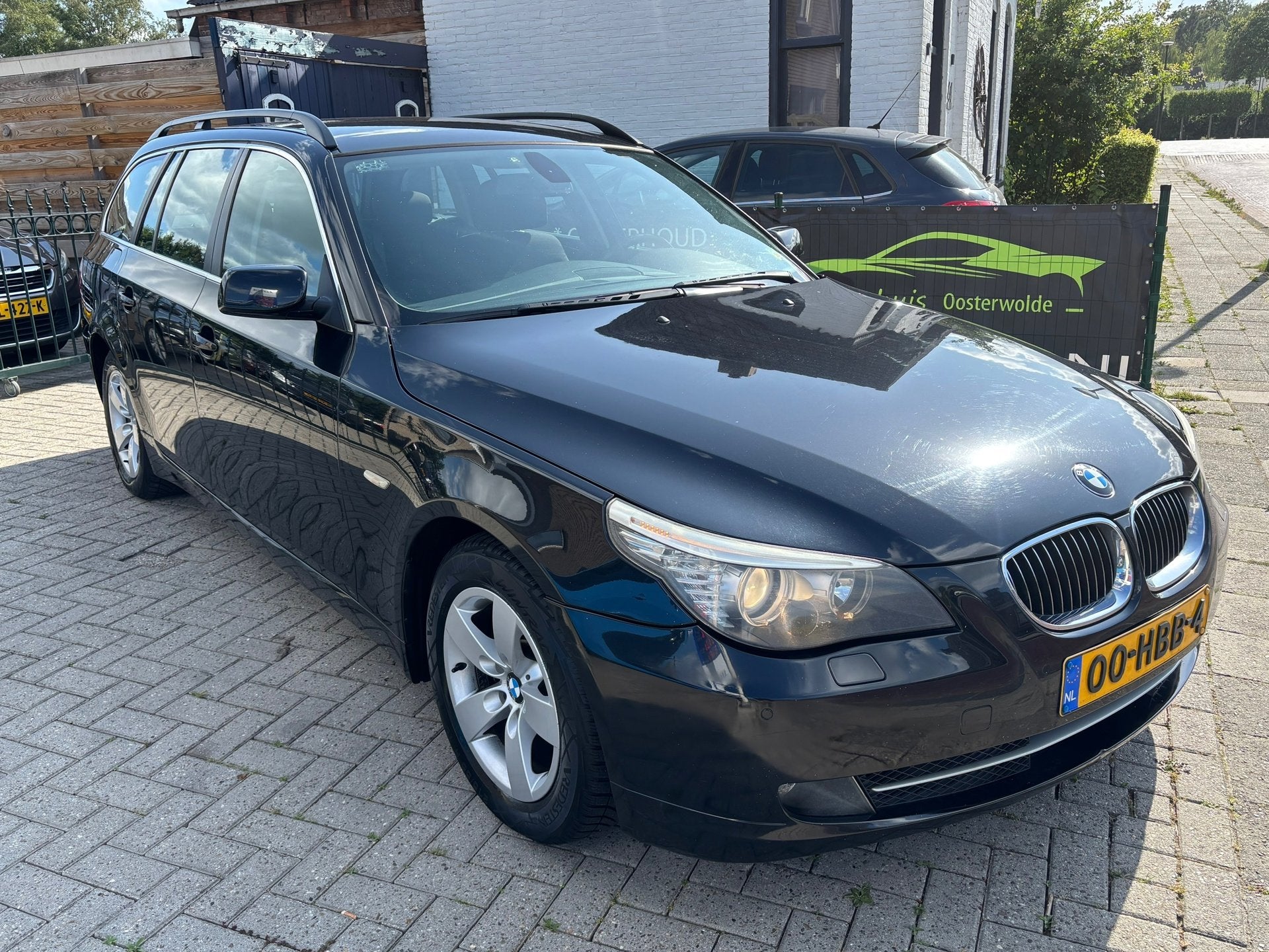 BMW 5-serie Touring 525i Executive | automaat | navi | leder, Auto's, Achterwielaandrijving, Gebruikt, 2000 kg, 93 €/maand