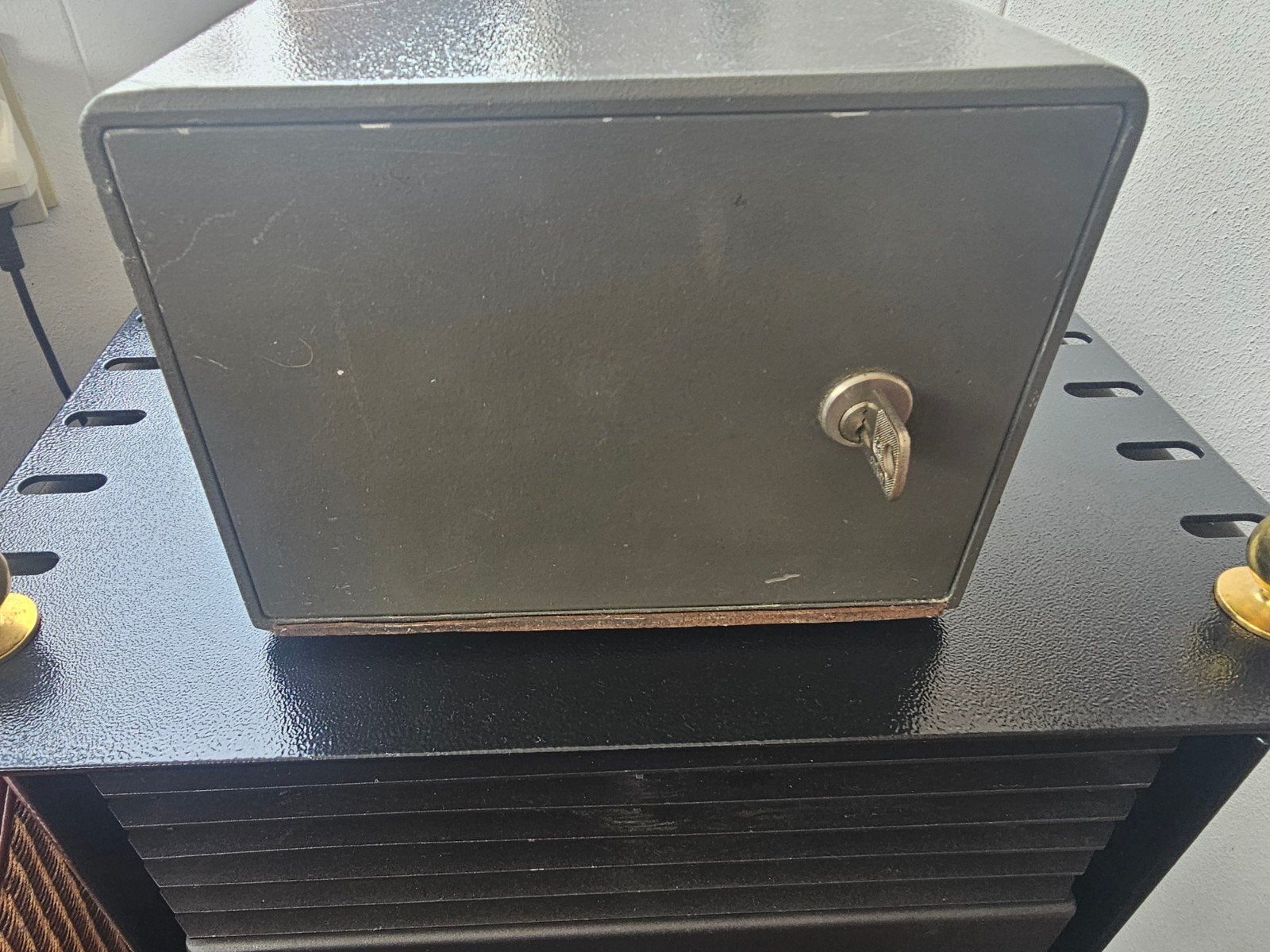 Compacte metalen camper/ caravan kluis, Ophalen, Gebruikt, Brandkast