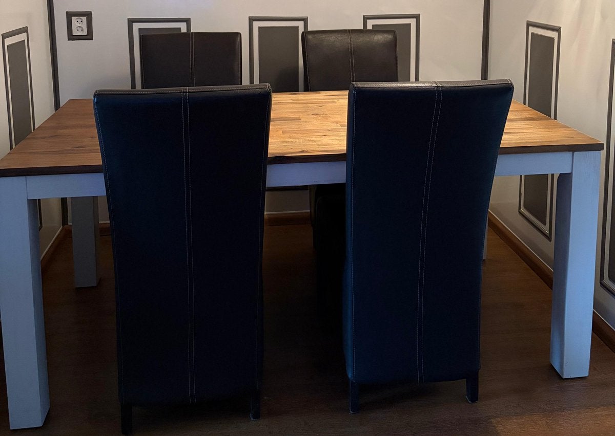 Eettafel met 4 donker bruine stoelen, Ophalen, Zo goed als nieuw, 4 tot 6 stoelen