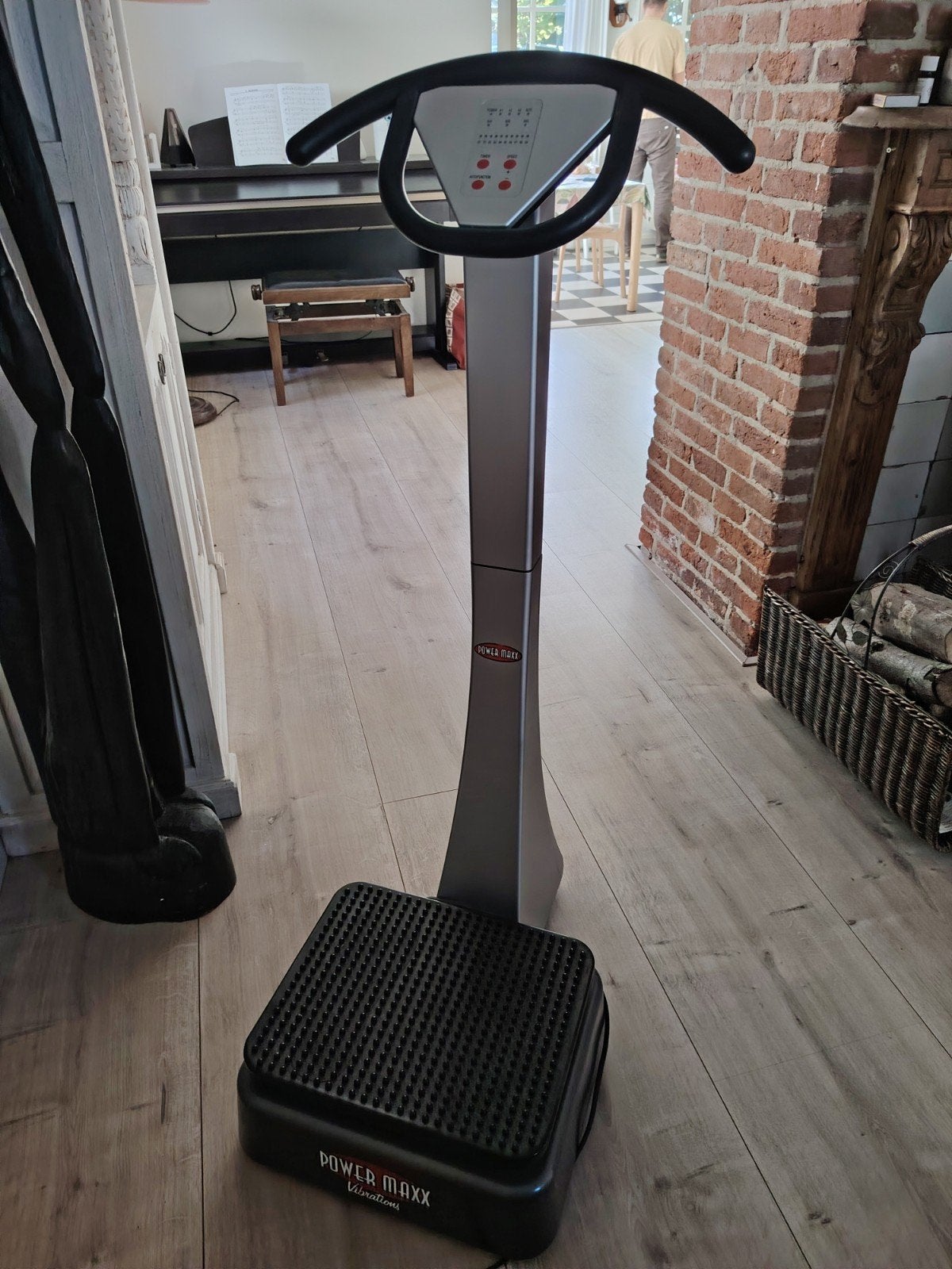 Power Maxx Vibrations Trilplaat - Zo goed als nieuw, Ophalen, Trilplaat, Benen, Zo goed als nieuw