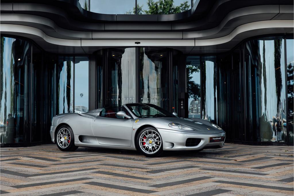 Ferrari 360 3.6 V8 Spider Handgeschakeld (bj 2001), Auto's, Ferrari, Achterwielaandrijving, 8 cilinders, Cabriolet, 3586 cc