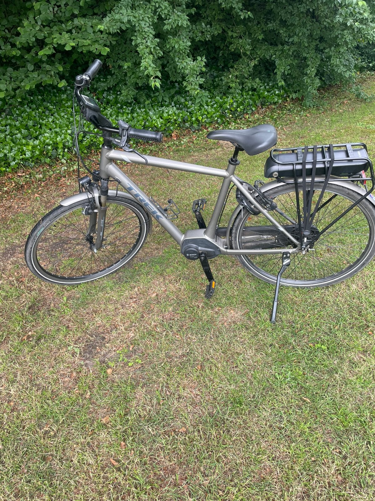 Electrische fiets TreK maat 53/56, Zo goed als nieuw, 51 tot 55 cm, 50 km per accu of meer, Ophalen