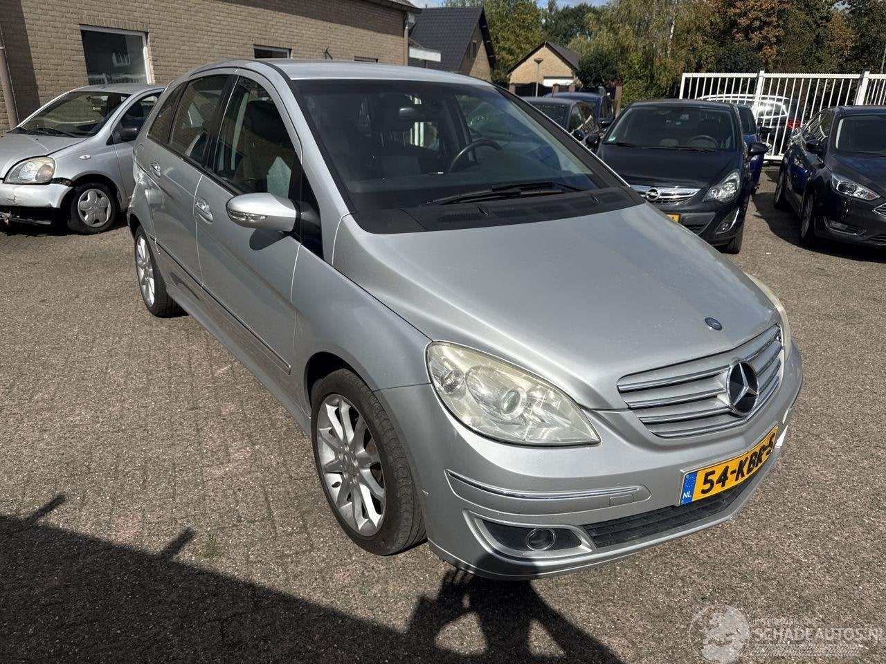 Mercedes-Benz B-Klasse 170 (bj 2009), Mercedes-Benz, Handgeschakeld, Zilver of Grijs, Benzine