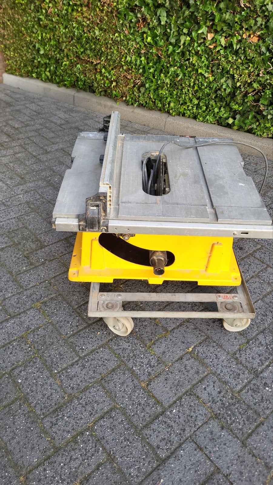 De Walt zaagtafel, anker defect., Doe-het-zelf en Verbouw, Gereedschap | Zaagmachines, Ophalen, Gebruikt, Cirkelzaag, 30 tot 70 mm