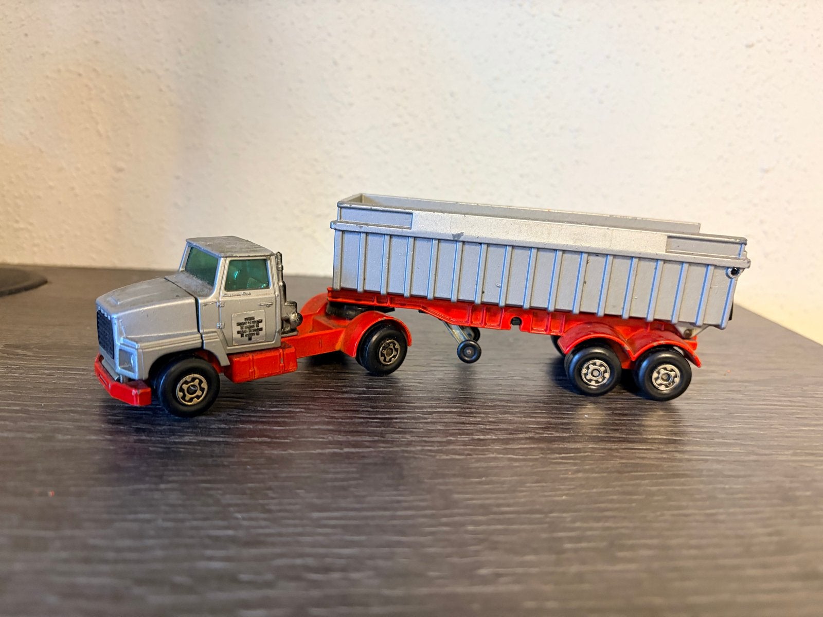 Vintage Matchbox vrachtwagen met oplegger, Antiek en Kunst, Ophalen of Verzenden