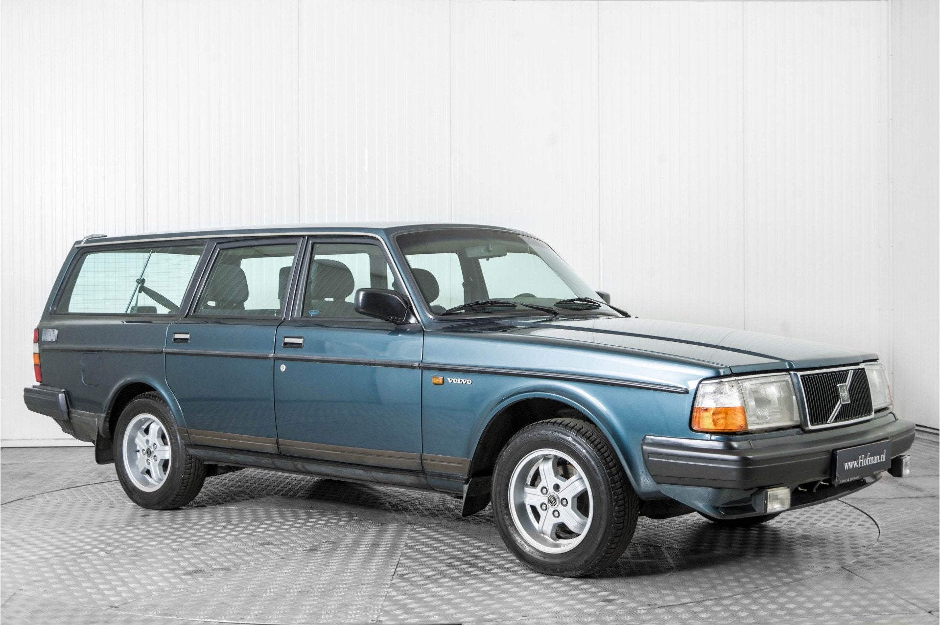 Volvo 240 2.3 DL Airco + cruise control (bj 1990), foto 5