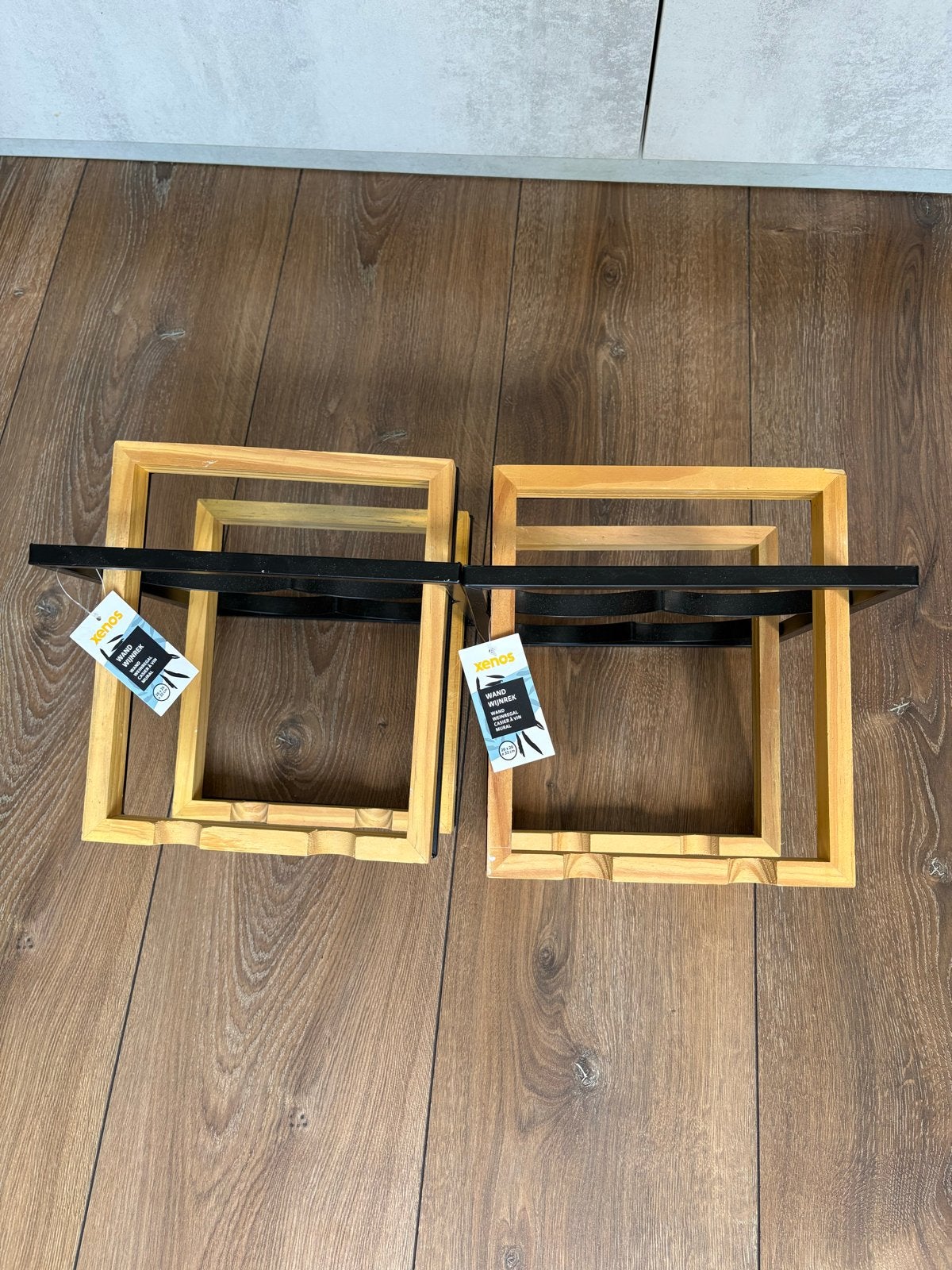 Xenos Wand Wijnrek - Hout en Metaal (2 stuks), Ophalen, Nieuw, Minder dan 5 flessen, Minder dan 50 cm
