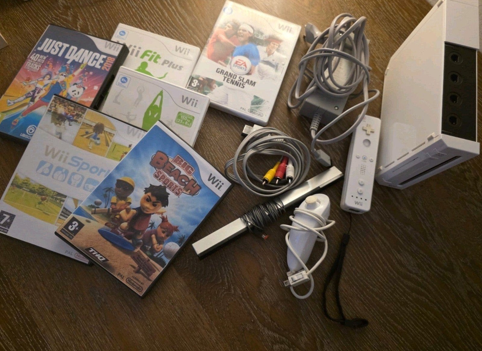 Wii Console met 1 Controller en 6 Games, Ophalen, Gebruikt, Met 1 controller, Met games