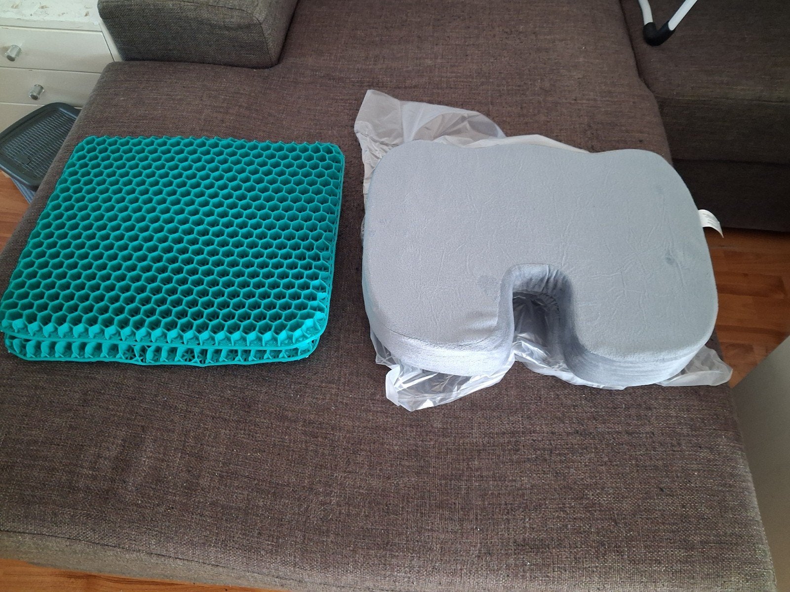 Ergonomische Zitkussens - Gel en Traagschuim, Ophalen, Meerkleurig, Zo goed als nieuw, Overige vormen