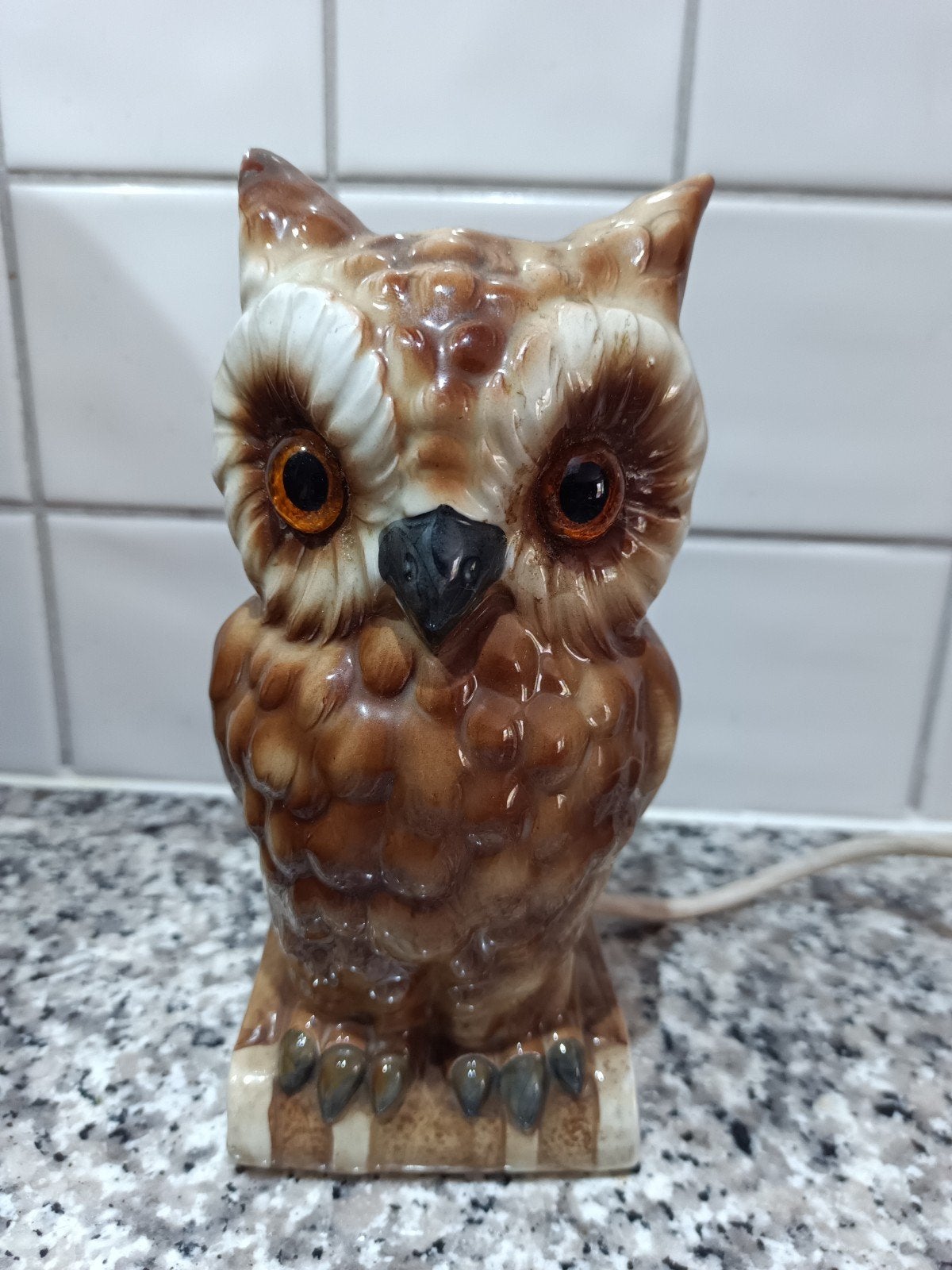 Vintage West-Germany keramische uilen parfum lamp

20cm hoog, Ophalen, Gebruikt, Vogel, Beeldje of Figuurtje