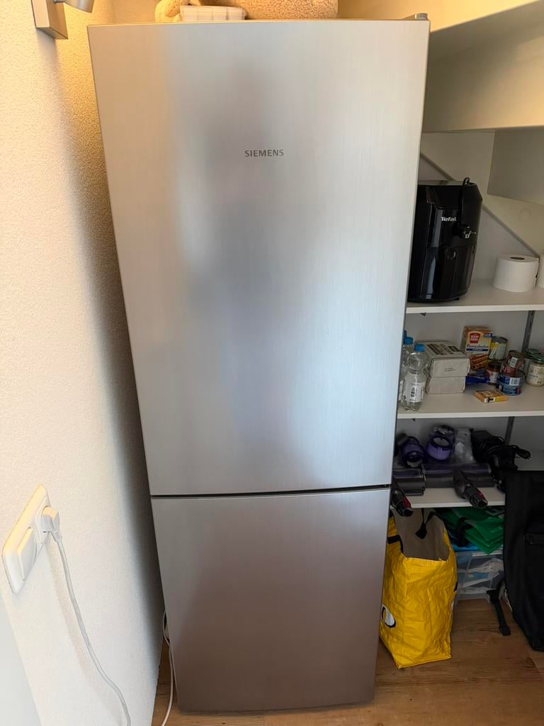 Siemens KG33VVL31 koelvries combinatie, Ophalen, 200 liter of meer, Met aparte vriezer, 160 cm of meer